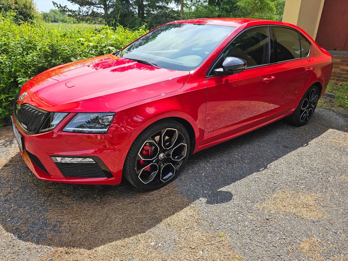 Škoda Octavia RS 245