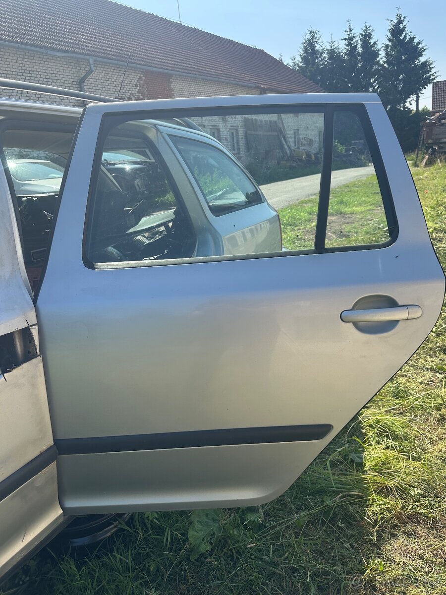 Dvere LZ Octavia 2 combi 9102
