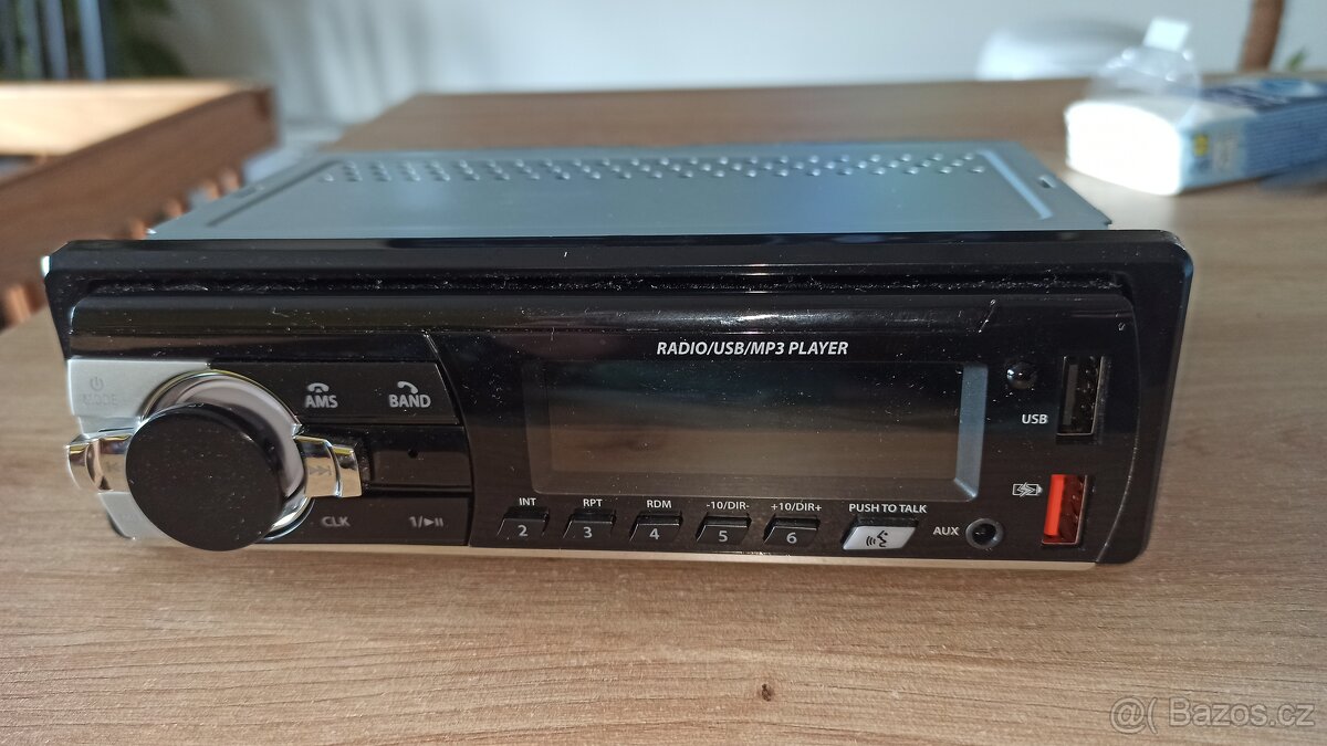 Autoradio BT kabel na nabijeni