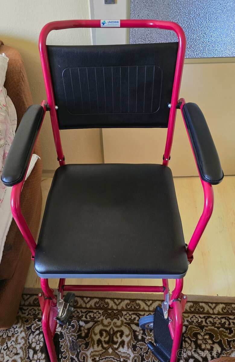 Toaletní vozík Unizdrav