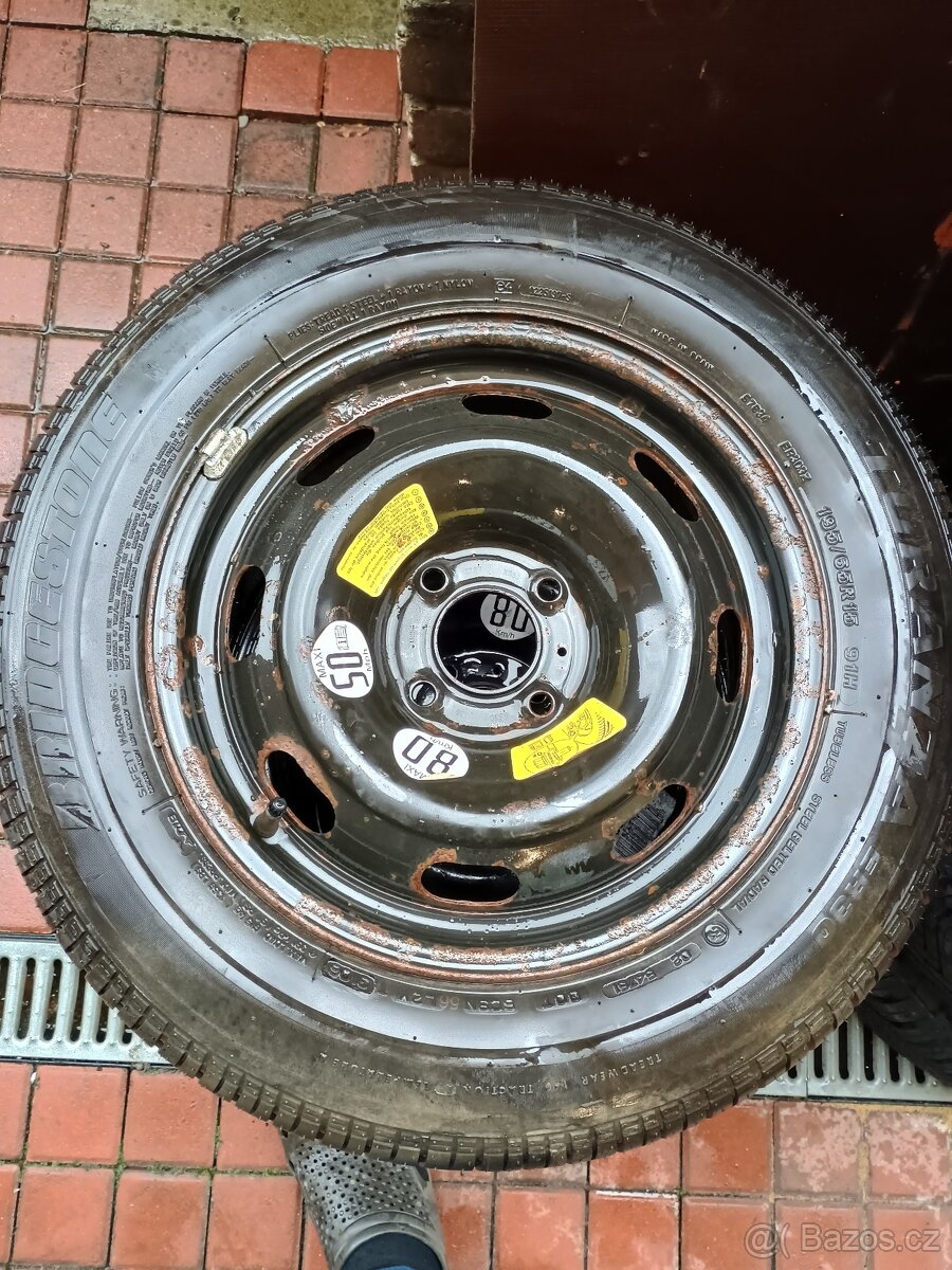 Rezervní kolo Peugeot Citroen R15