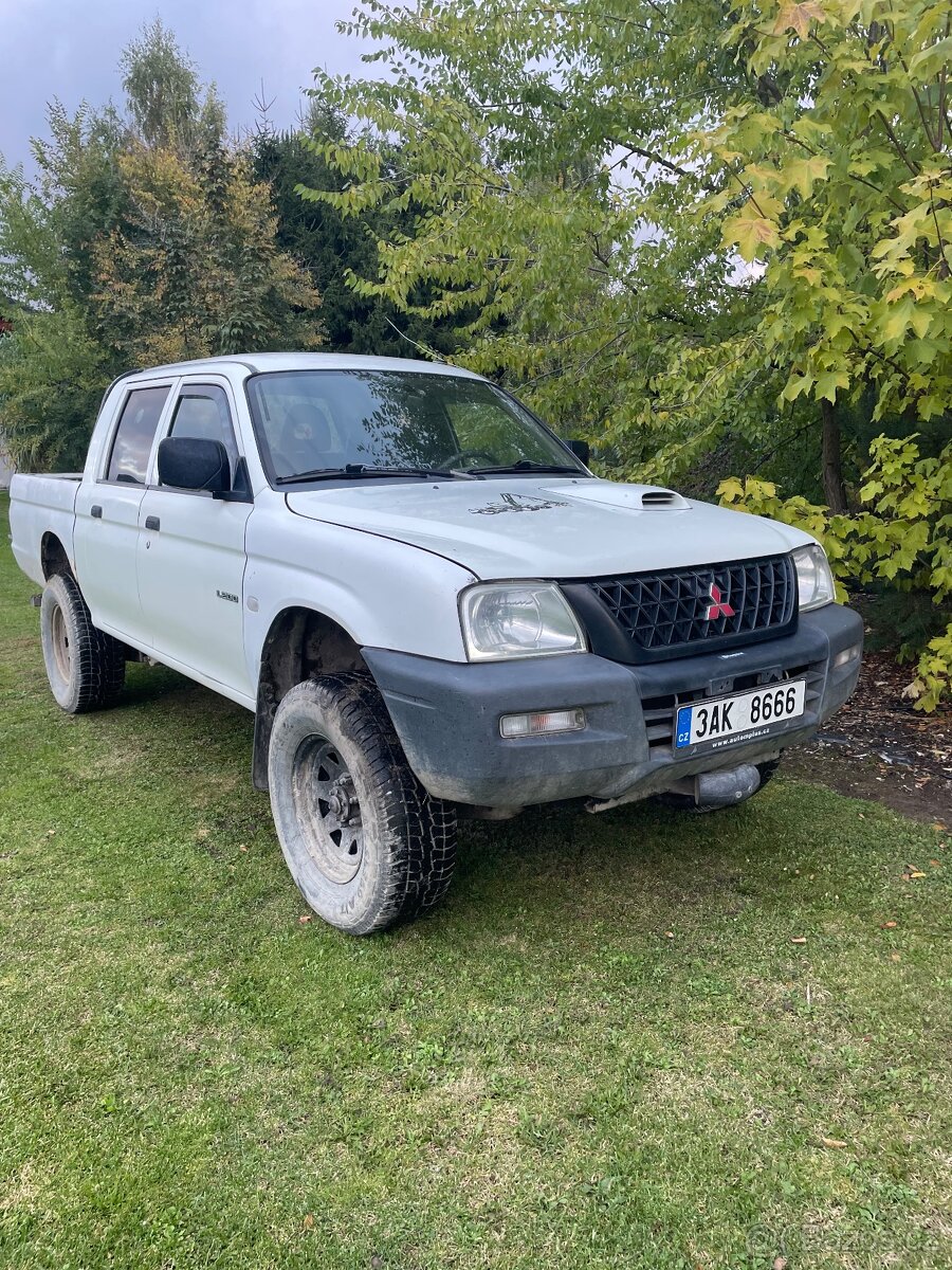 Mitsibishi l200