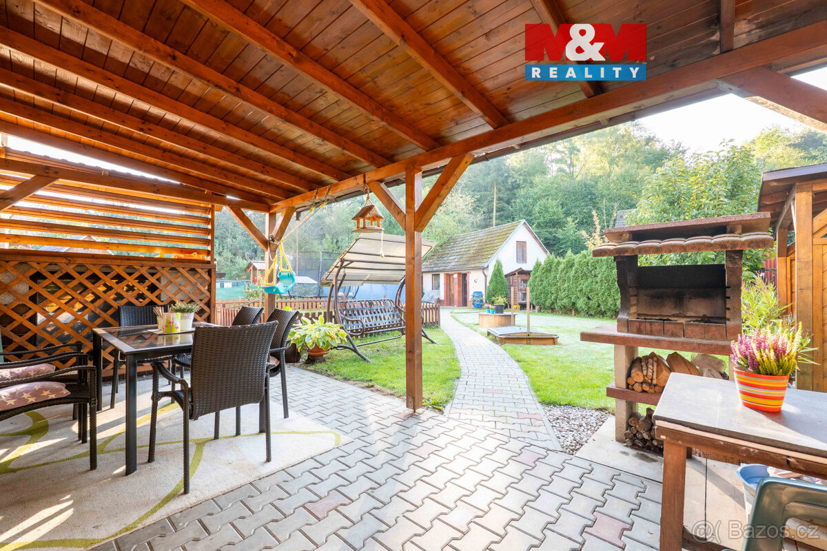 Prodej rodinného domu, 260 m², Březnice