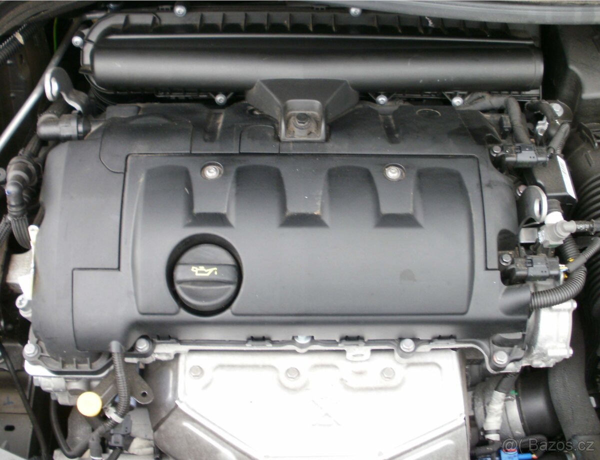 Motor KOMPLETNÍ C4 C3 207 308 VTI 1.6 5FW E5 12r