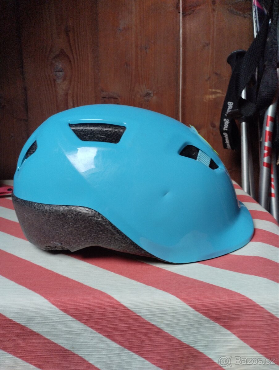 Dětská helma na kolo