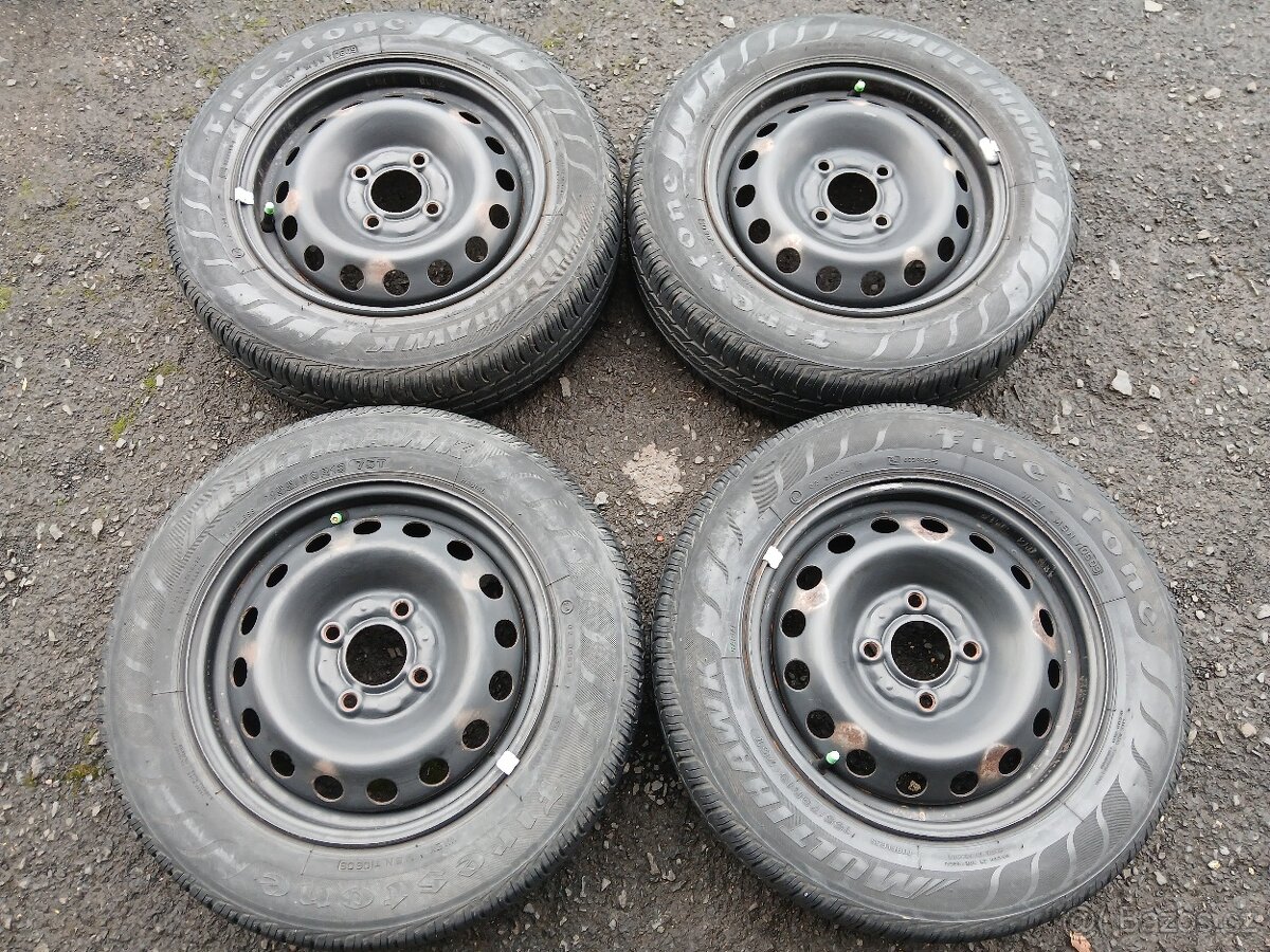 Prodám sadu kol Renault 155/70R13 letní