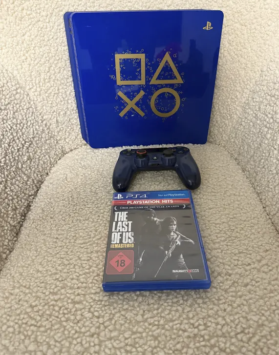 Sony Playstation 4 PS4 Limited Edition Days of Play