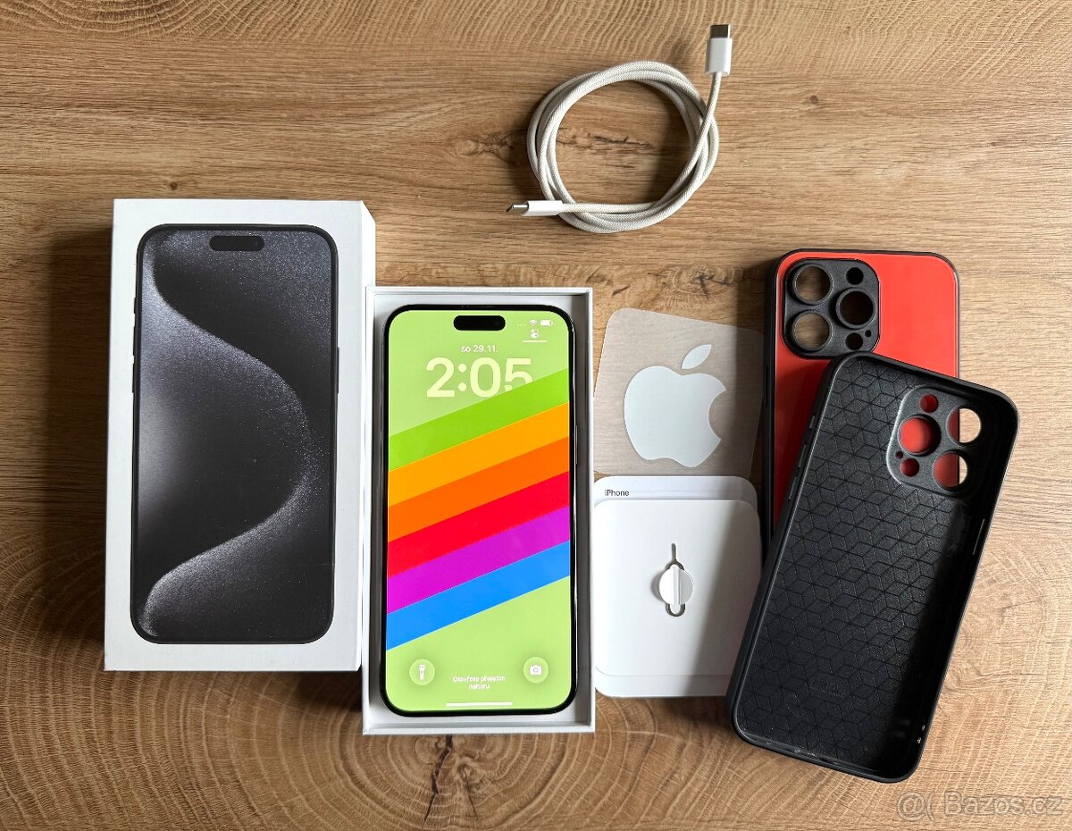 Apple iPhone 15 PRO MAX 256gb černý