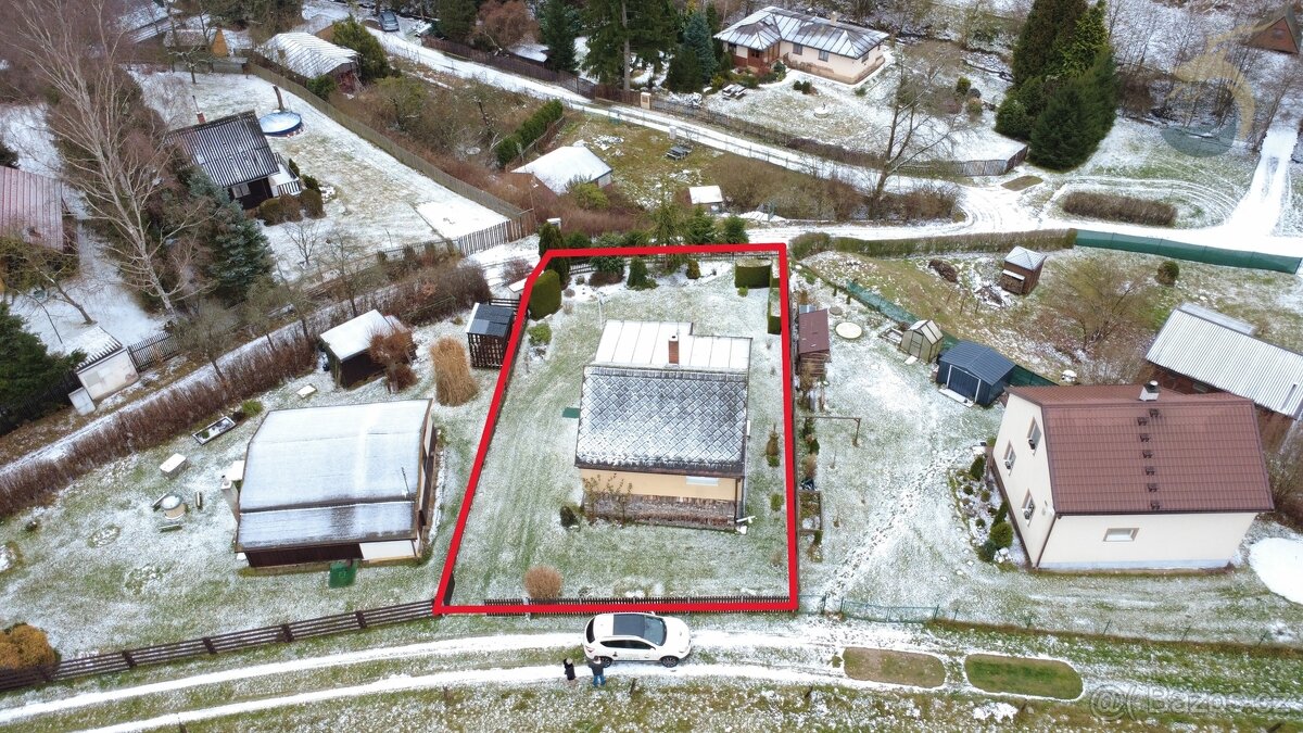 Prodej krásné rekreační chaty – Štěnovický Borek, pozemek o 