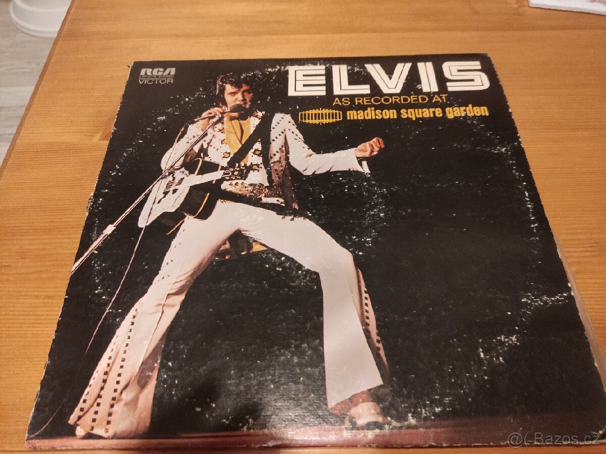 1 gramofony deska Elvise Preslyho
