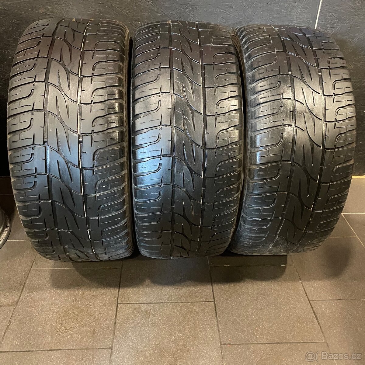 3 ks pneu Pirelli 285/60/17 114V
