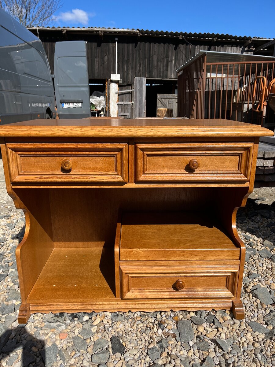 Komoda / tv stolek