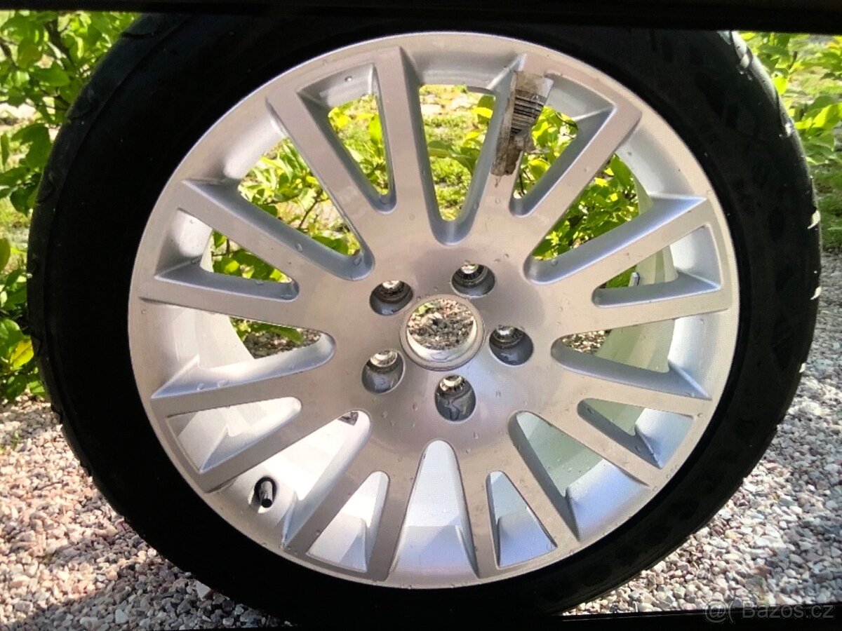 Nové nejete orig.ALU audi a4 a jiné 7F0601025AK