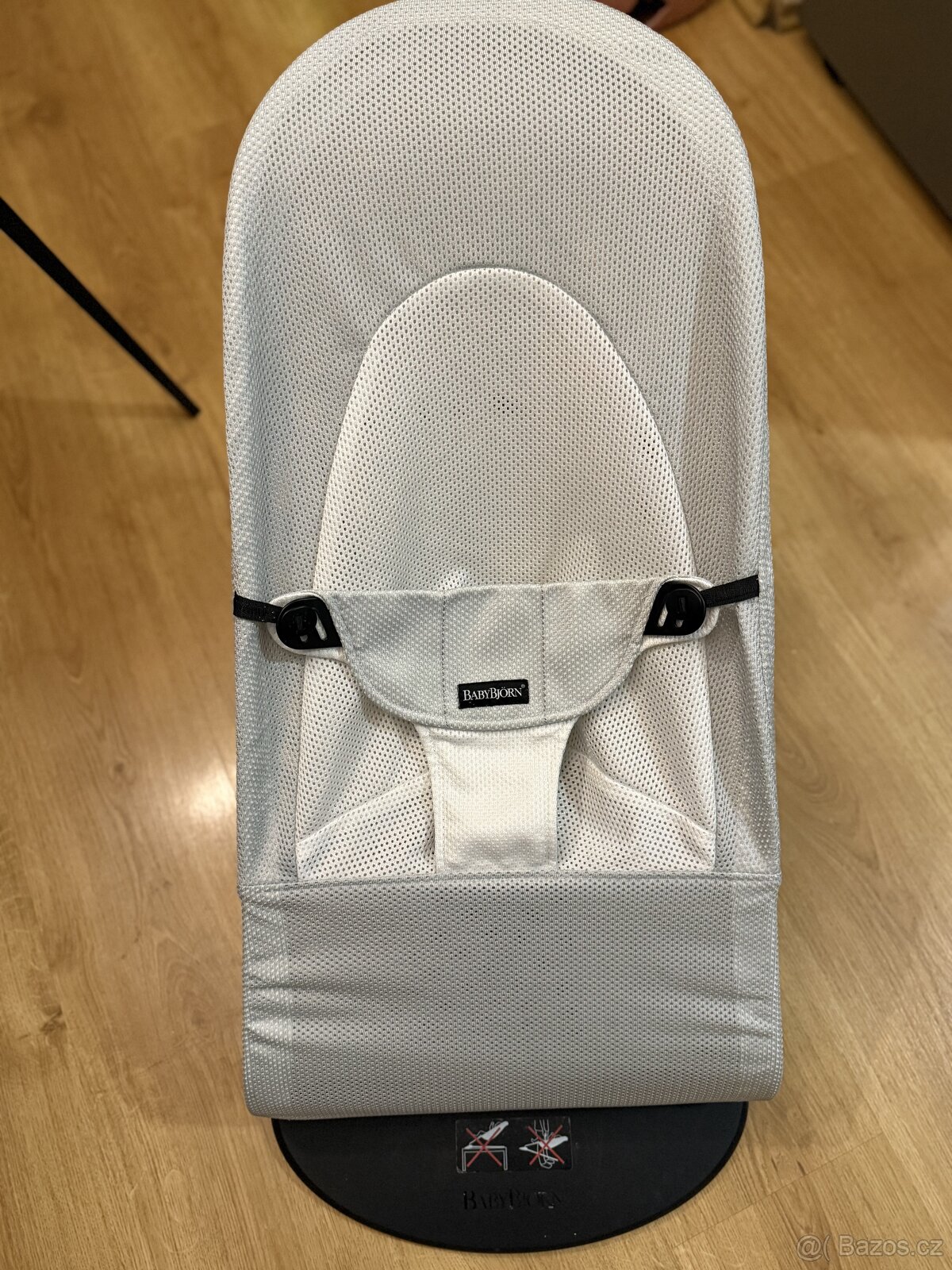 Lehátko BabyBjörn Balance Soft Mesh