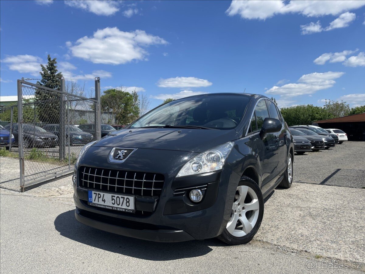 Peugeot 3008 1,6 i PANORAMA,PDC,ALU