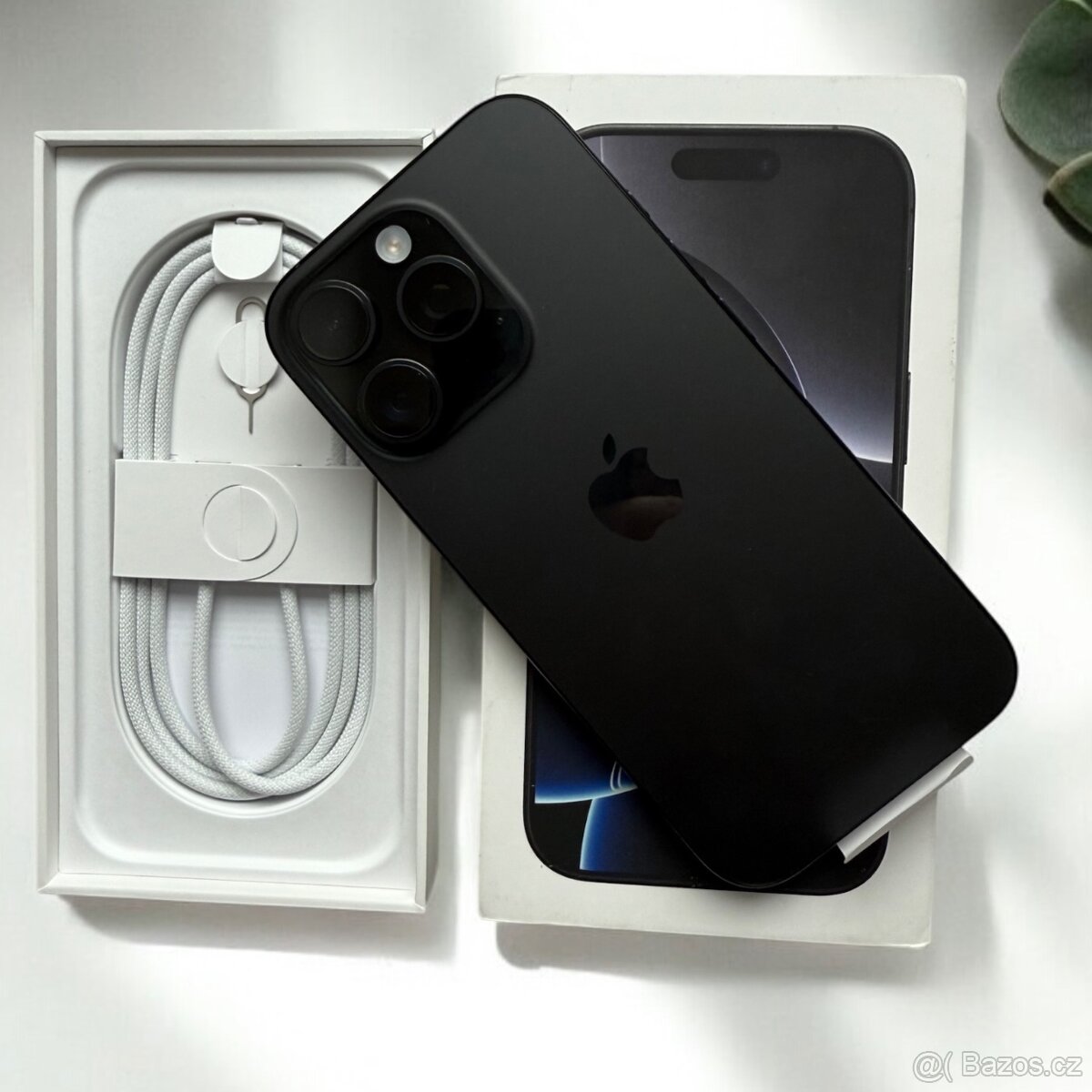 Iphone 16 pro max 256 GB Black titan