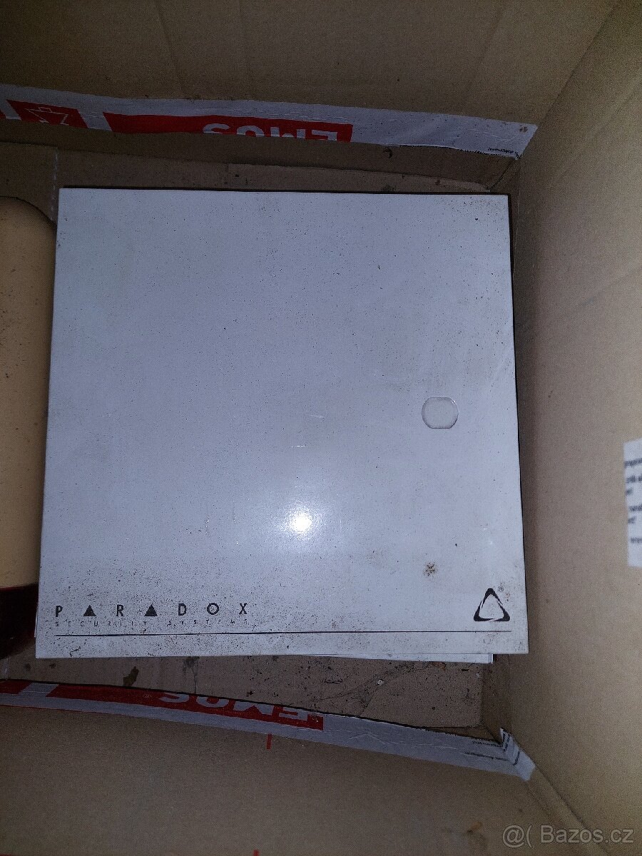 Zabezpečovací zařízení Paradox