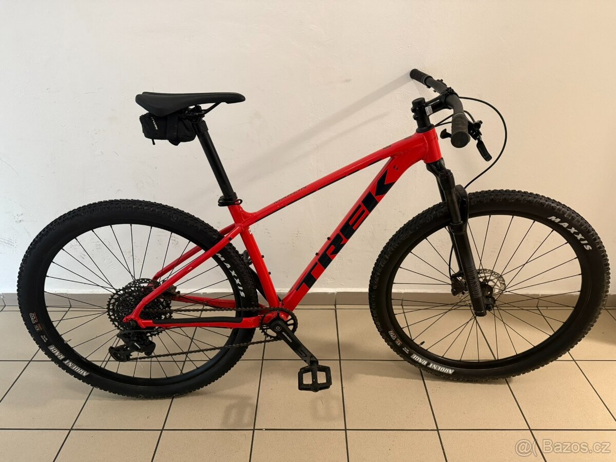Trek Marlin 8, generace 2, velikost M/L PC: 27 665 Kč