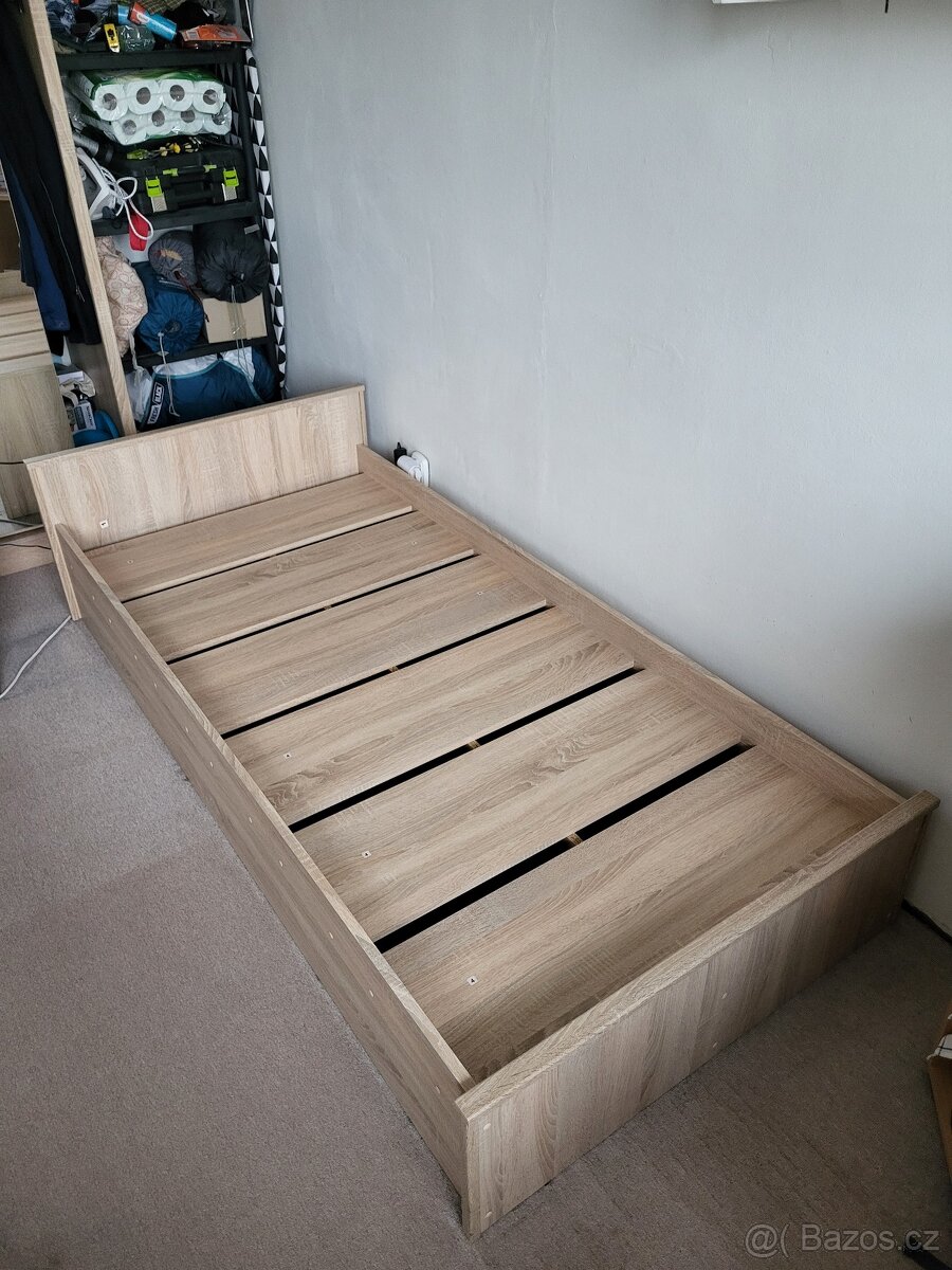 Prodám postel s roštem 200x90 cm – dekor dub sonoma