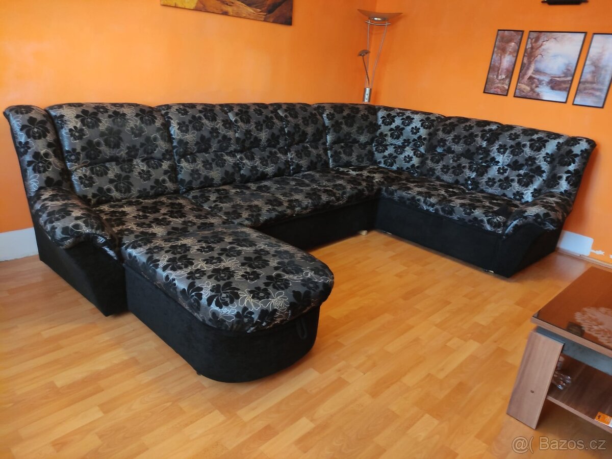 Gauč