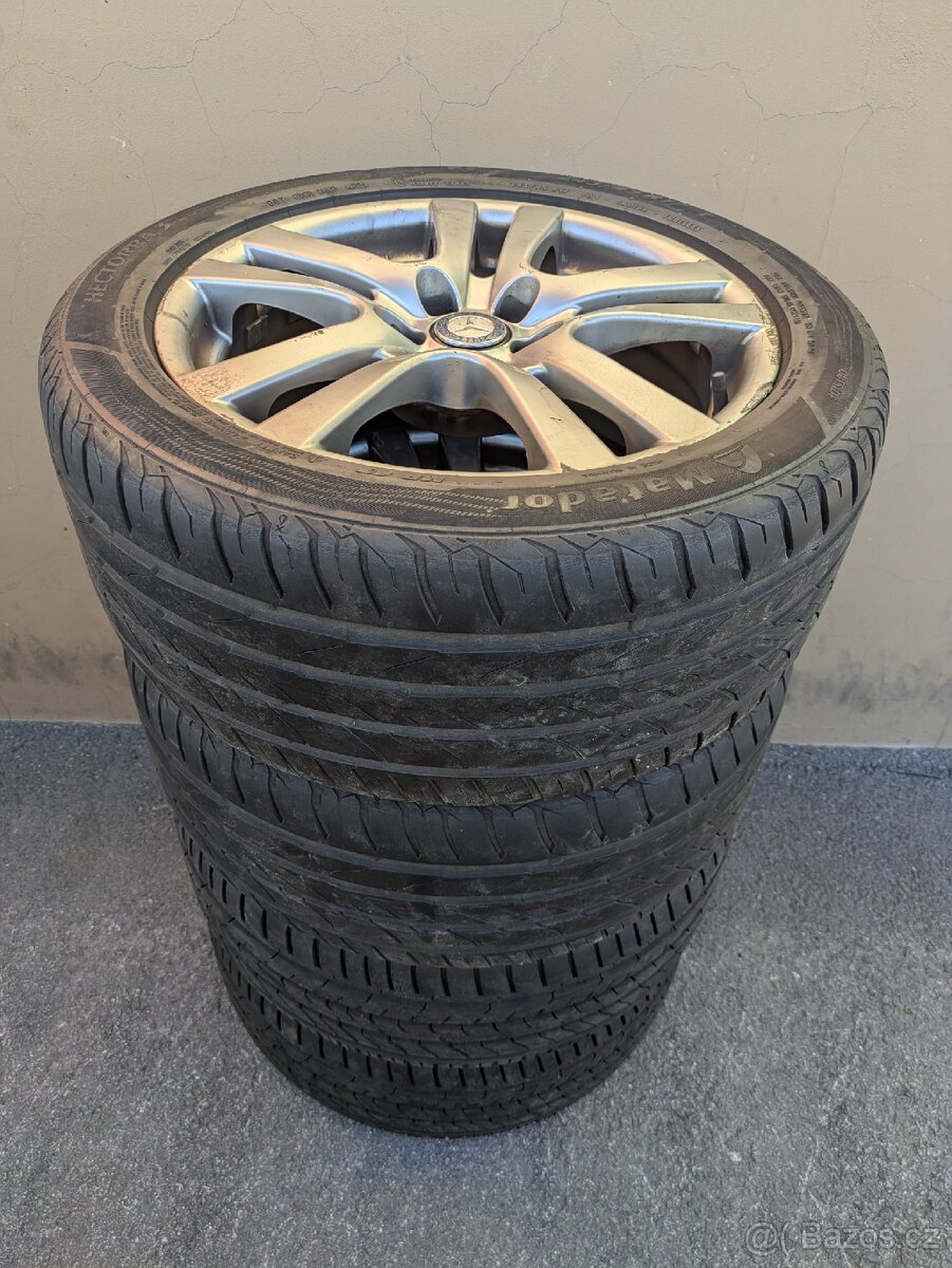 Sada alu kol Mercedes Benz s letními pneu 245/45/17