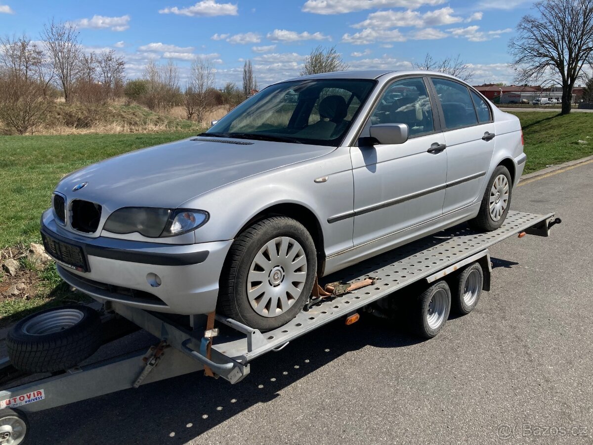 Rozprodam na nahradni dily BMW E46 316i,2003, titan-silber