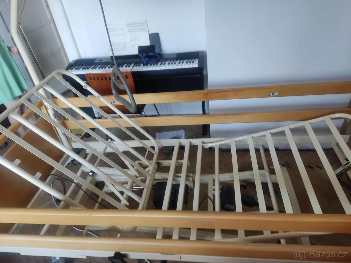 Elektrické polohovací lůžko SB 400