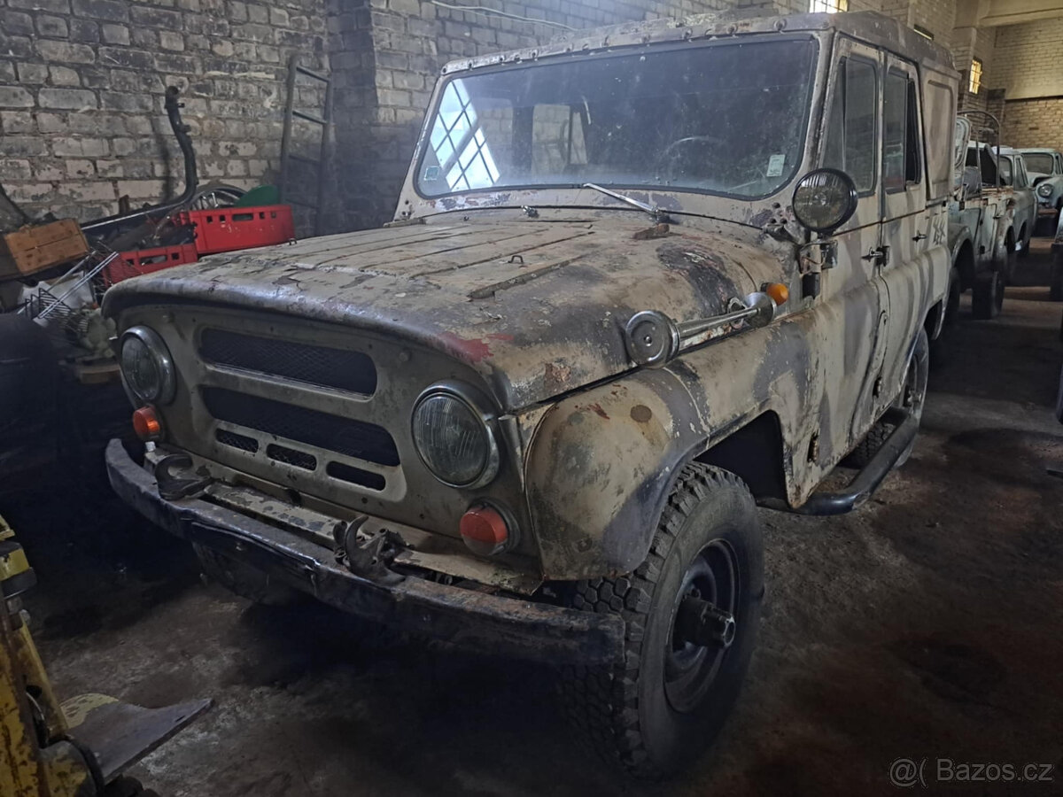 UAZ 469