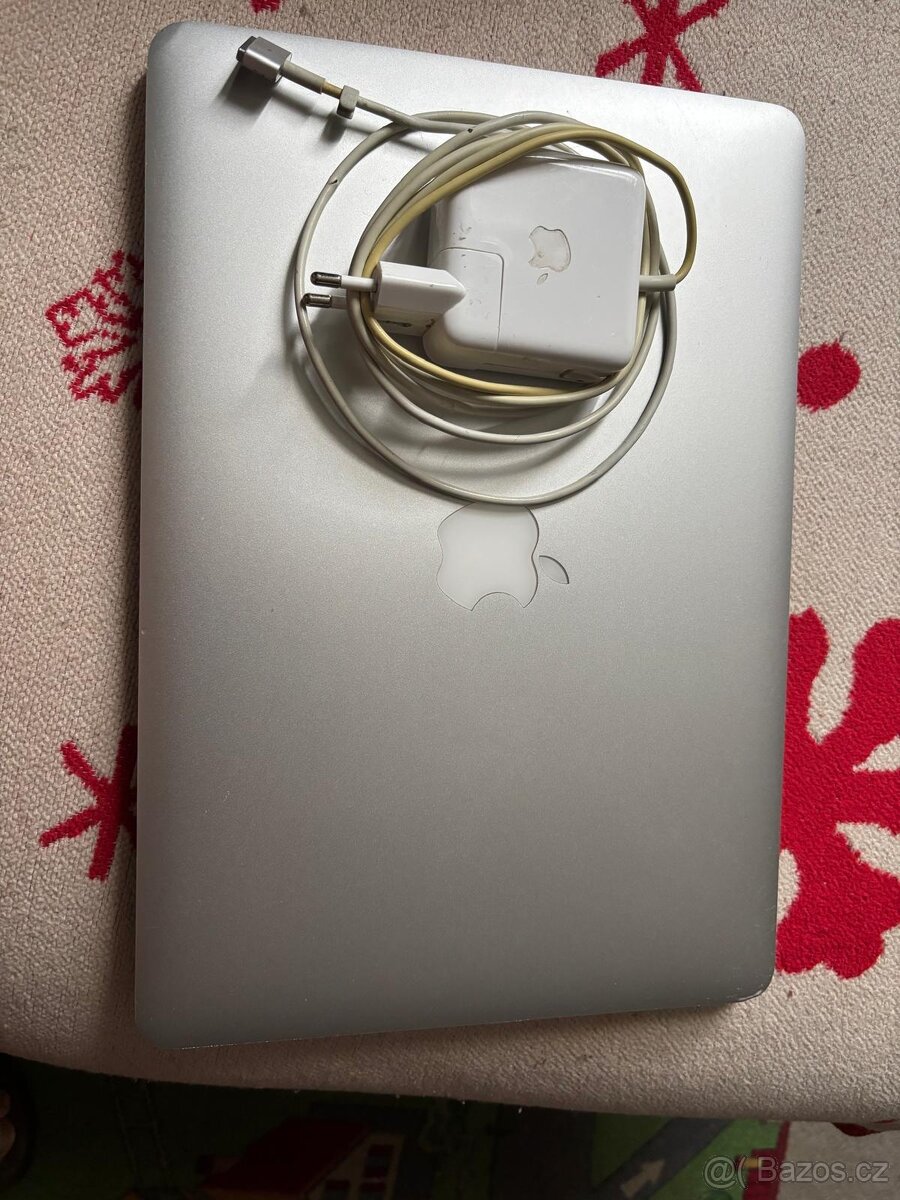 Prodam Mcbook air 13- inch, Early 2017