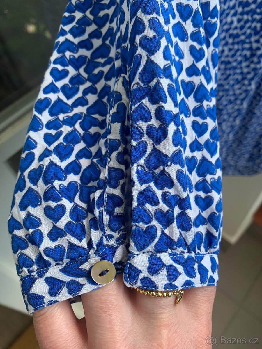 Blůza, halenka Christian Berg modrobílá se srdíčky vel. 40