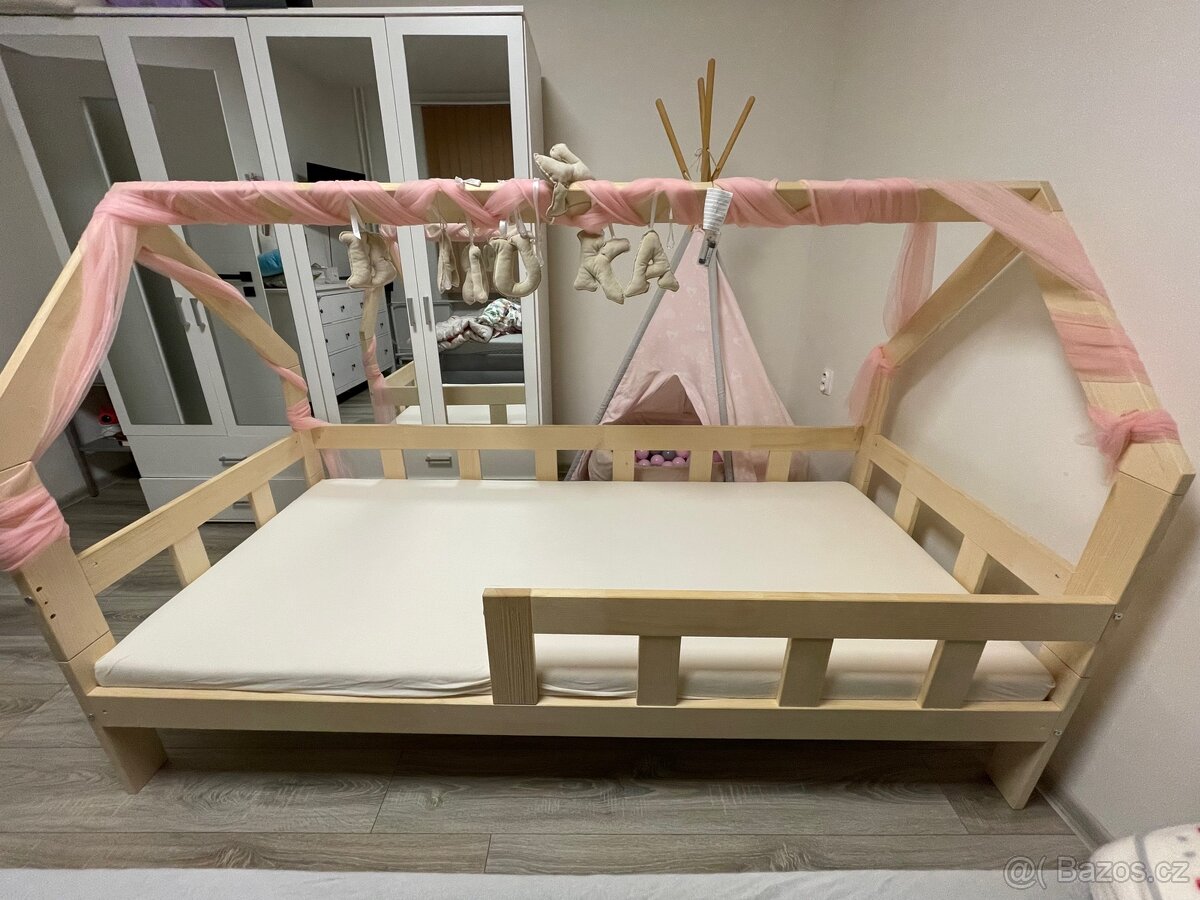 Domečková postel Benlemi