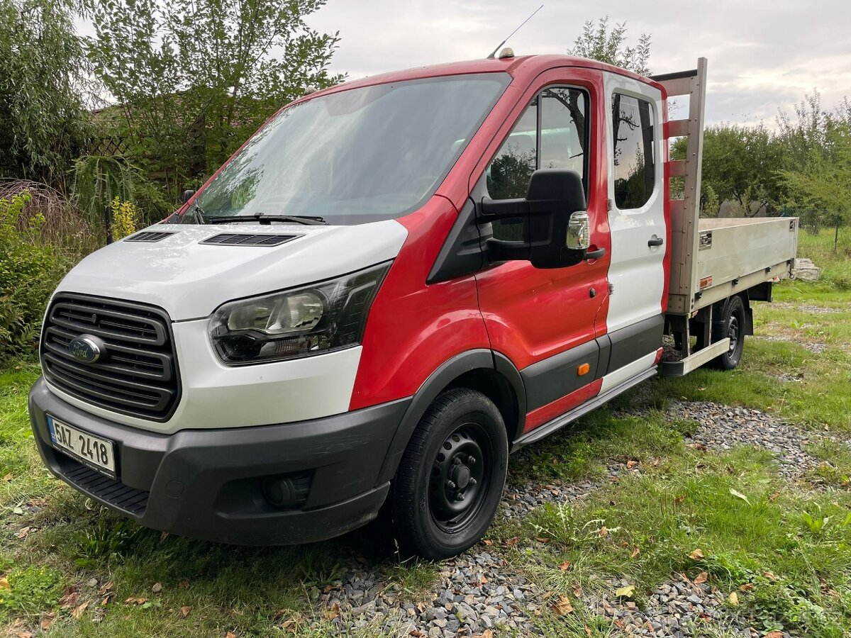 Ford Transit 2.0 1.MAJ. ČR DPH 7MÍST TAŽNÉ