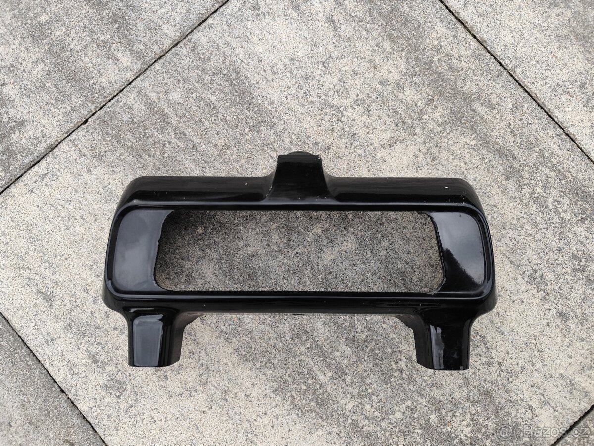 Plastový kryt olejového chladiče BMW R100R atd