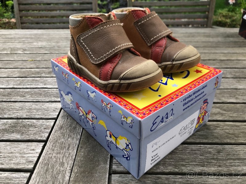 Essi celoroční kožené boty
