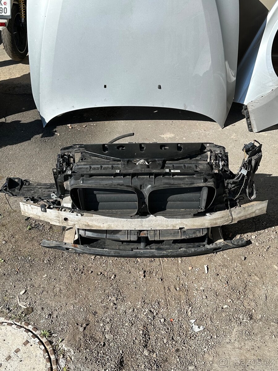 Přední chladičová stěna BMW F10/F11 520d