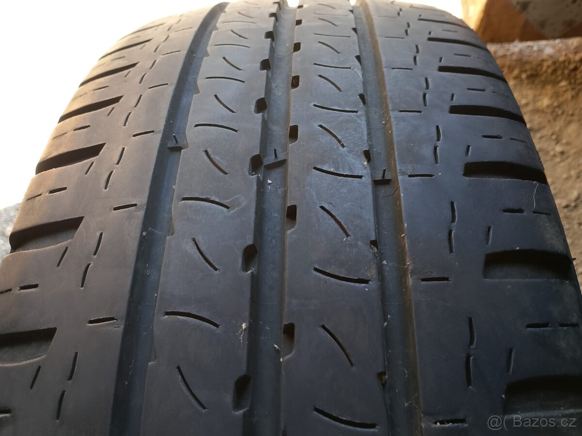 225/65/16c 275/70/16 215/55/17 245/45/18 255/35/19 kusovka