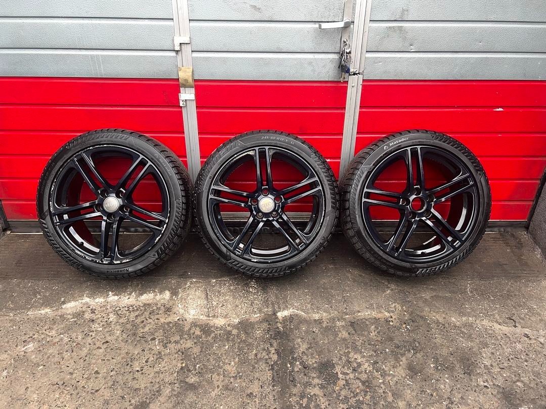 Original ALU kola Audi 3x 19" 8J ET45 + pneu 245/40/R19