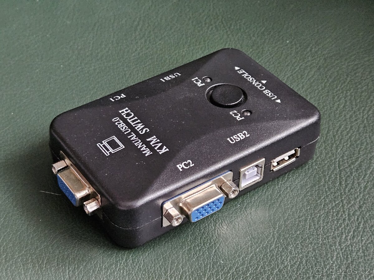 KVM USB Switch - přepínač pro 2 PC