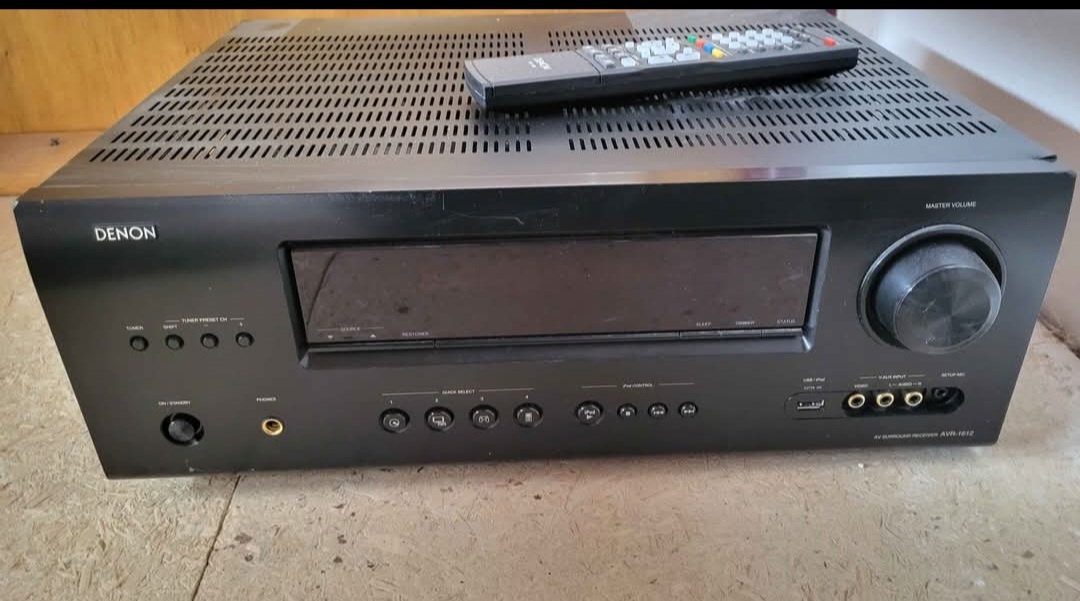 Denon AVR-1612 receiver