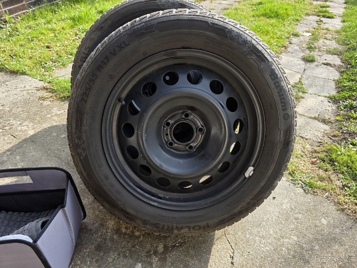 Kola 225/55 R17 V XL Barum