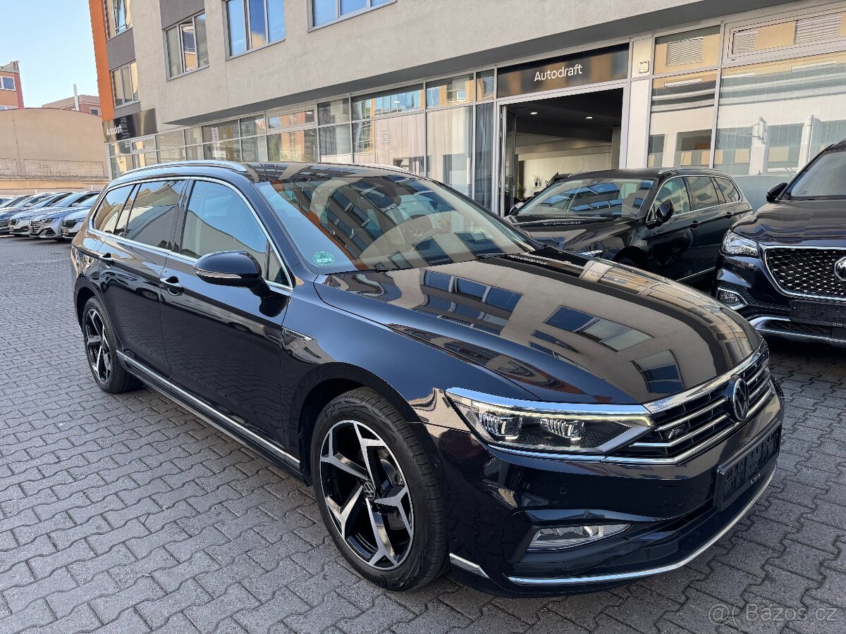 VW Passat B8 2.0 TDI 110kW DSG R-Line Webasto Kamera Navi