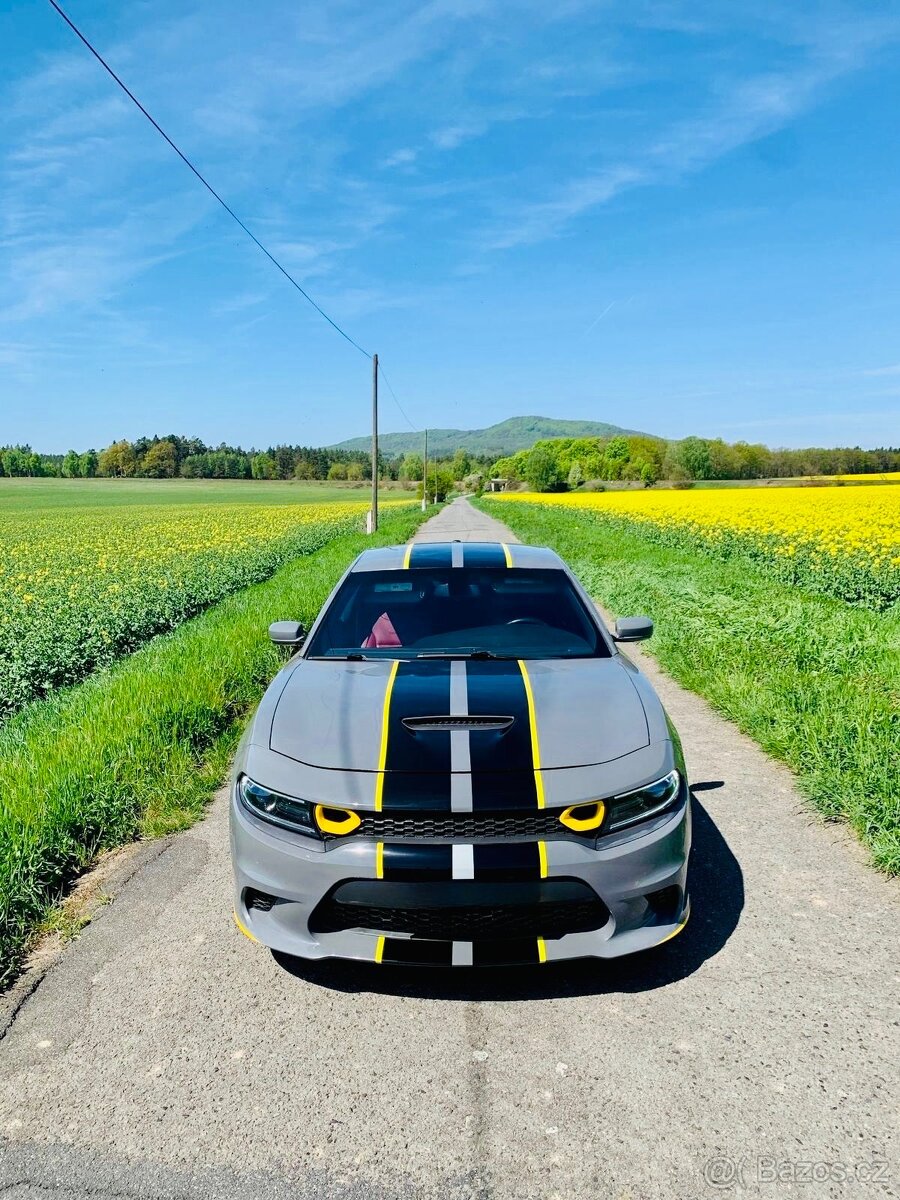 Dodge Charger 3.6V6 SRT look
