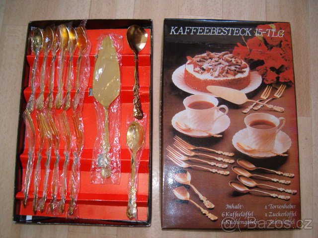 Kaffeebestek, samozavlažovací květináč, kávovar, cukřenka