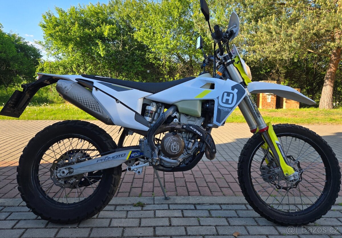 Husqvarna 350f, Akrapovic