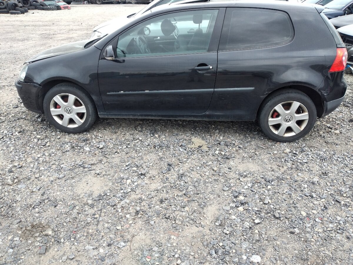 Dily vw Golf 5 3dv fsi