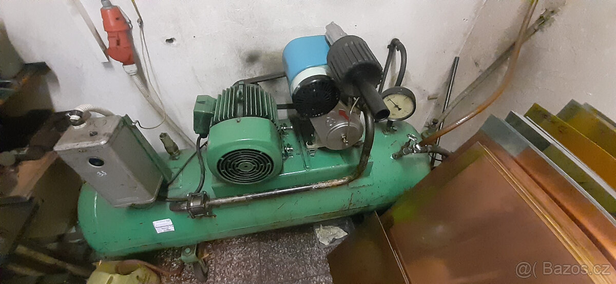Prodám Kompresor 2 JSK-75