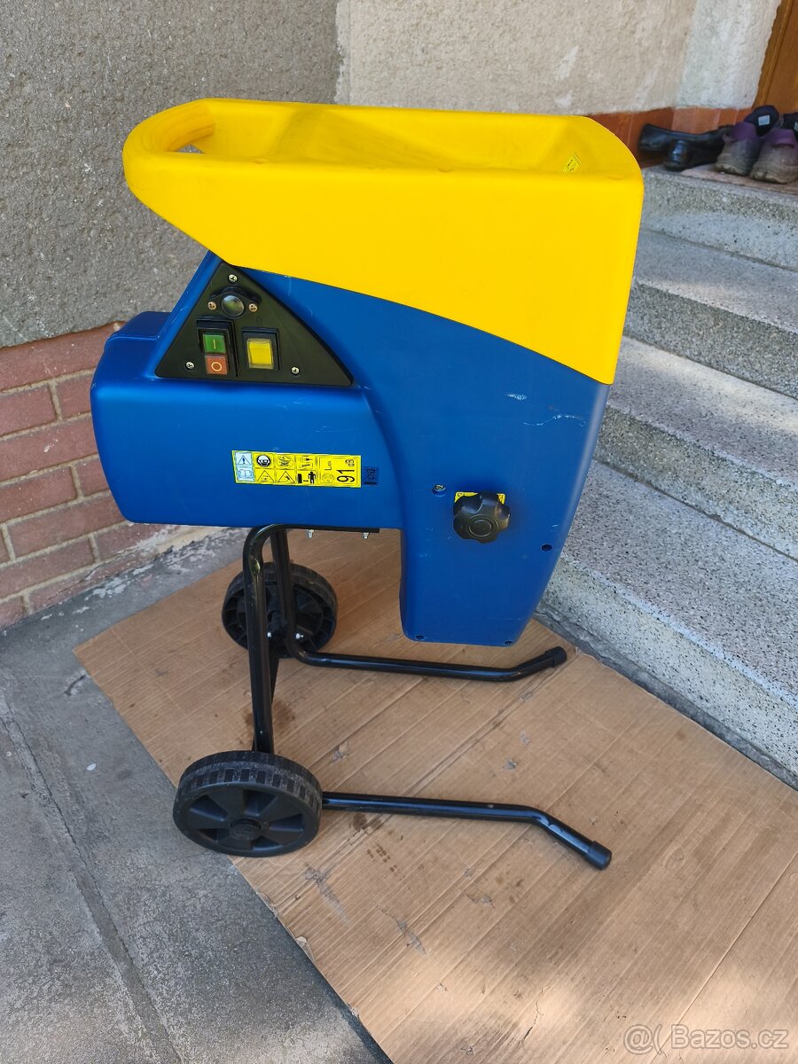 Prodám elektrický Válcový drtič EINHELL ELH 2501