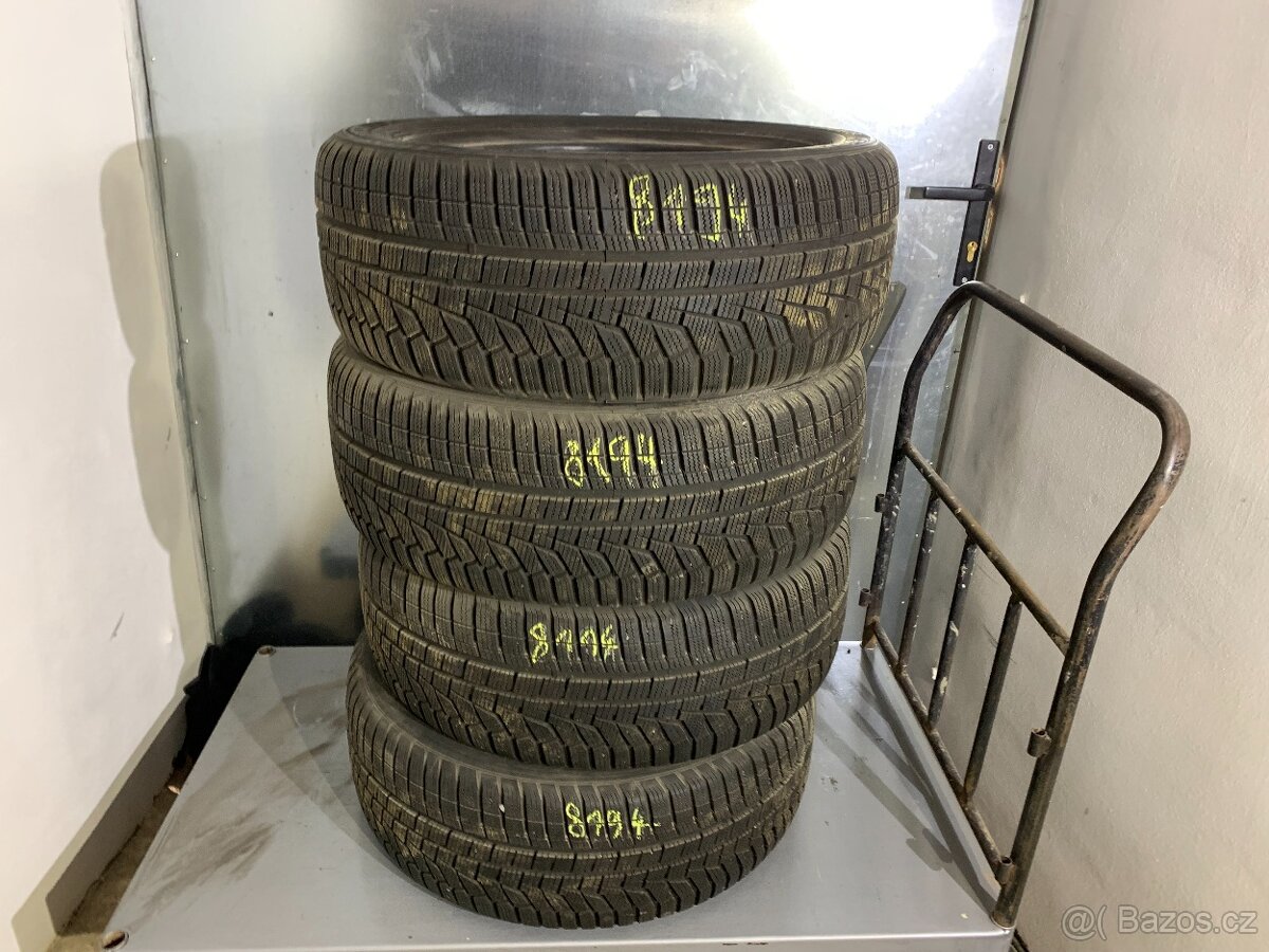 Zimní pneu 225/55/17 Hankook Icept 101V sada č.8194