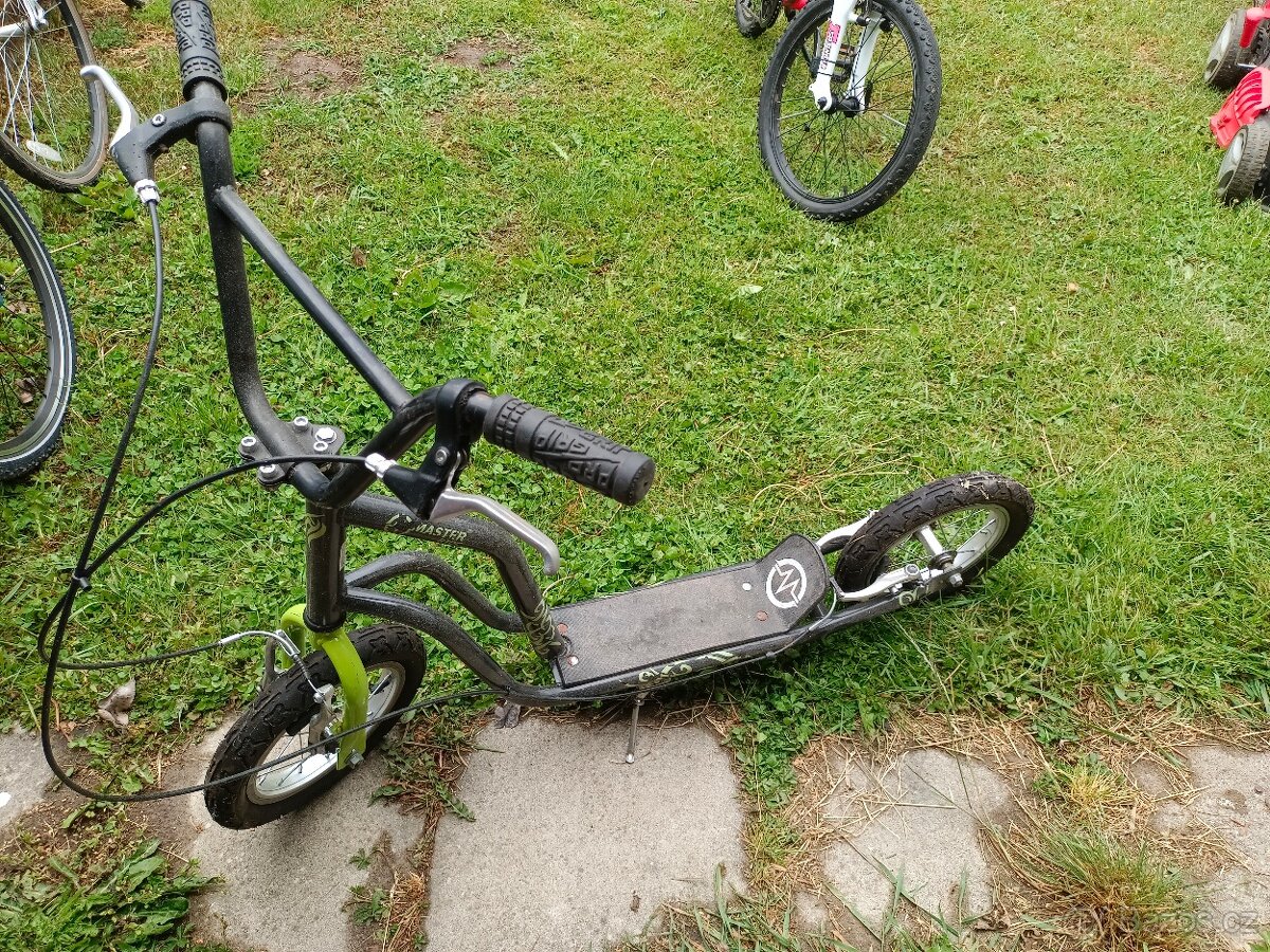 Dětská koloběžka