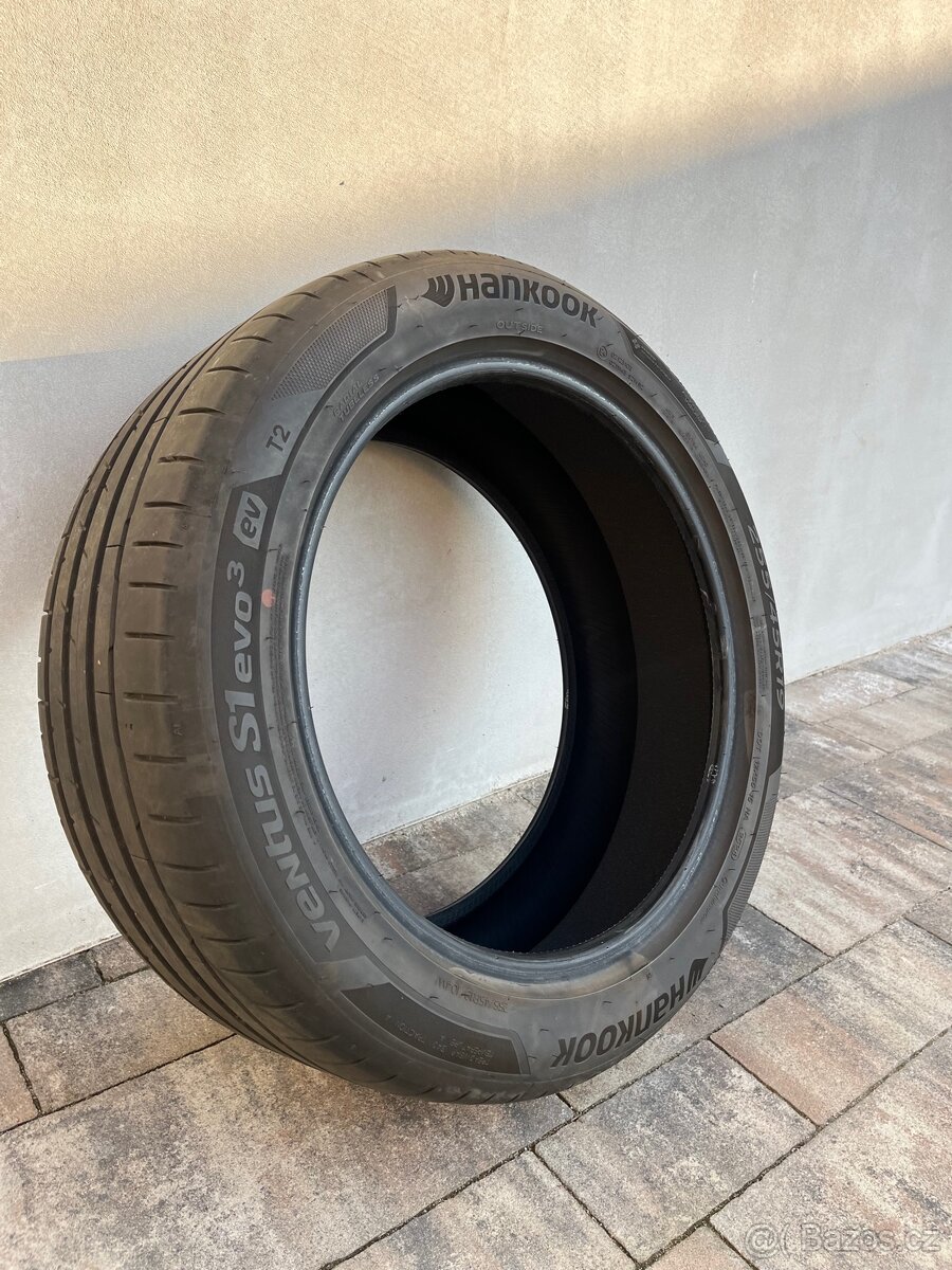Tesla Y Hankook Ventus S1 EVO 3 EV 255/45R19 104W SADA 4ks